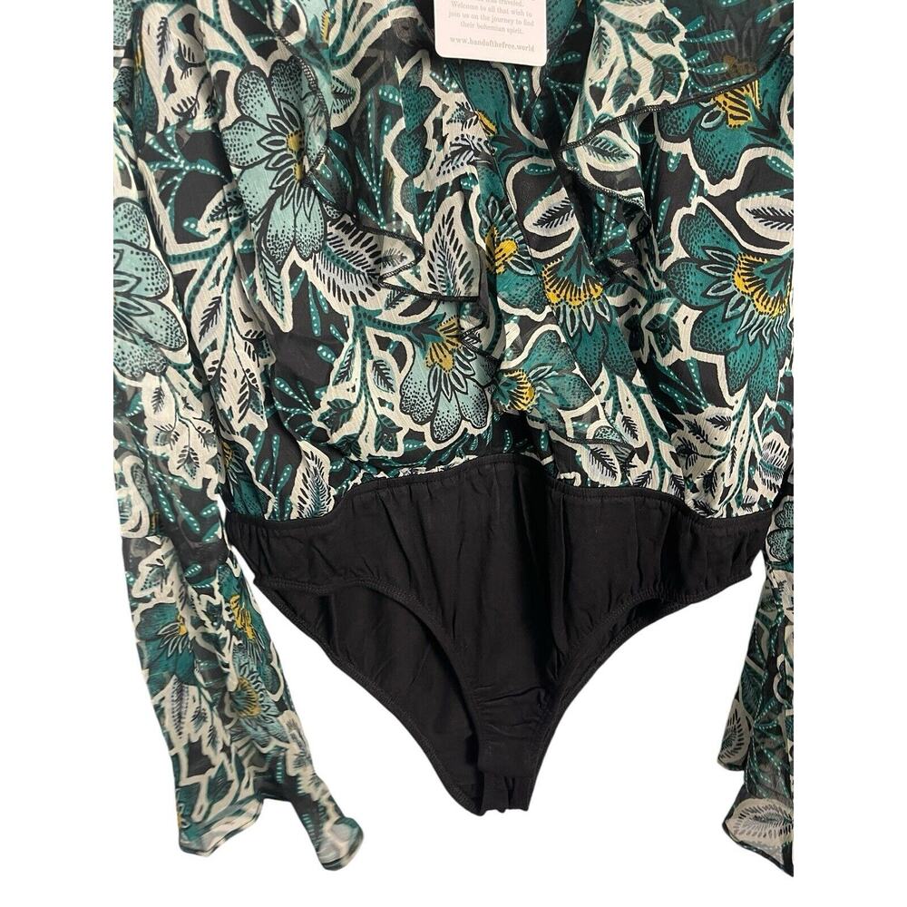 B.O.G. Band of the Free Women's Large Bonnie Floral Bodysuit Black Emerald NWT - Picture 3 of 9